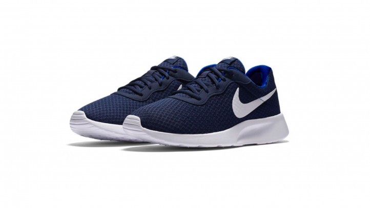 nike tanjun trainers blue